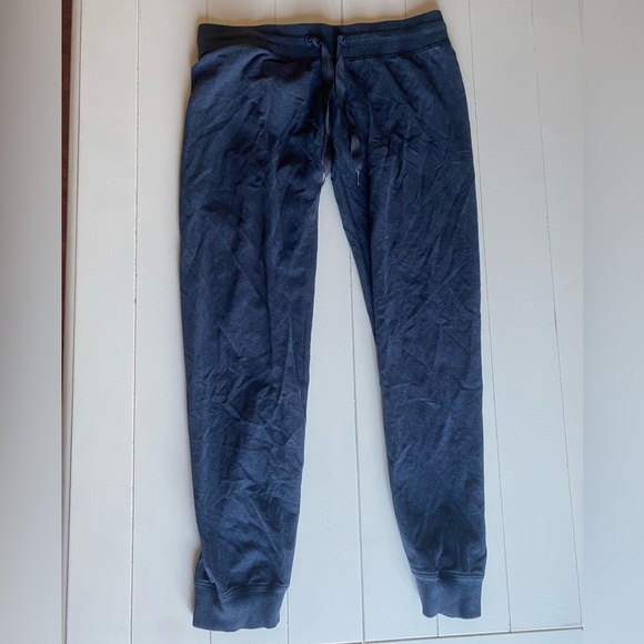 Women’s lululemon pants - Picture 1 of 5